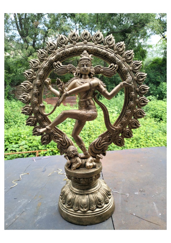 Statue 0