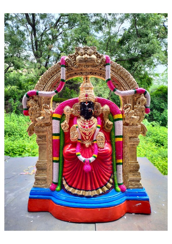 Statue 11