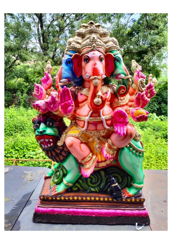 Statue 16