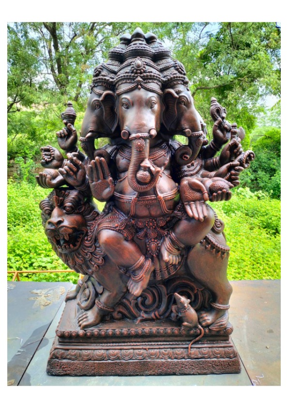 Statue 17