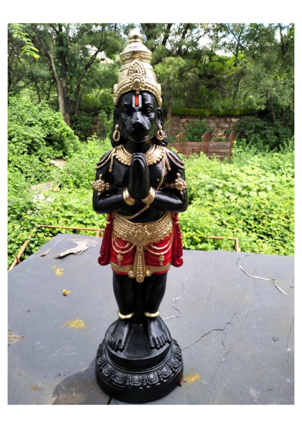Statue 29